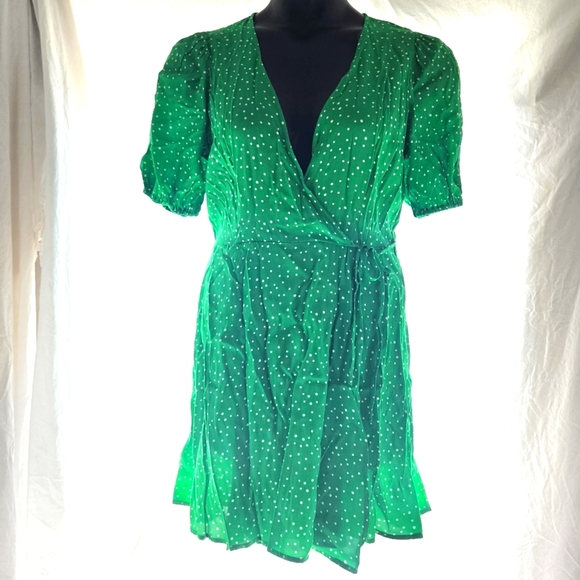 Adorable Polka Dot Green Dress EUC - Picture 1 of 9